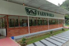 POTTAS FARM WORLD